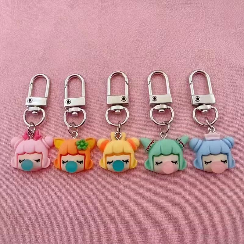 樹脂製の女の子キーホルダー5個セット、バッグや車のアクセサリ - Resin のレビューと価格